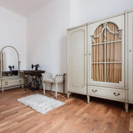 Prague Days - Stylish New Town Apartments Eksteriør bilde