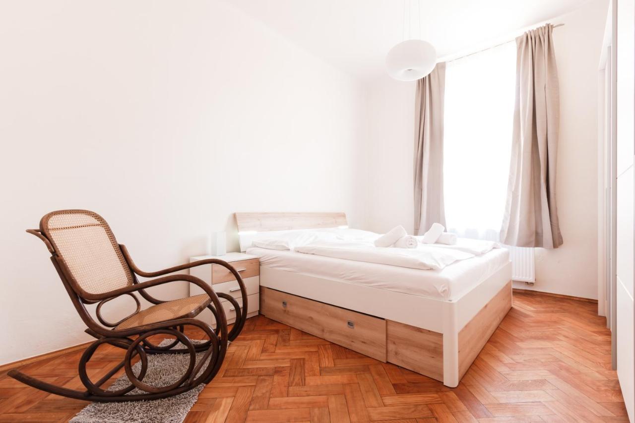 Prague Days - Stylish New Town Apartments Eksteriør bilde